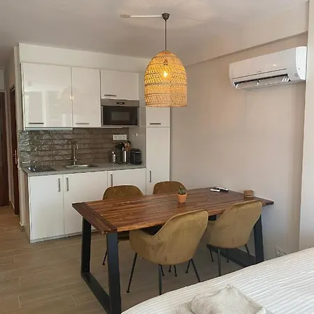 Don Jim Family, Beautiful Luxurious New Near Arenal * Javea